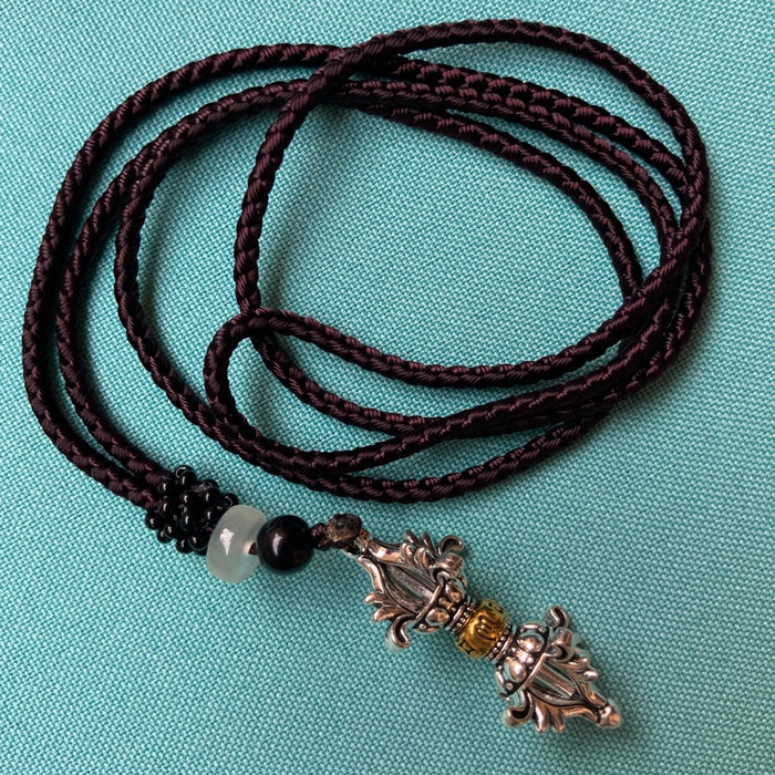 Collar con Dije de Dorje