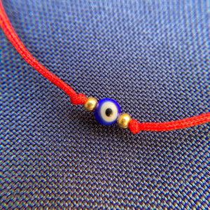 Lucky Bracelet/Pulsera de Protección para Bebé o Niña(o)  Rojo y dijes varios