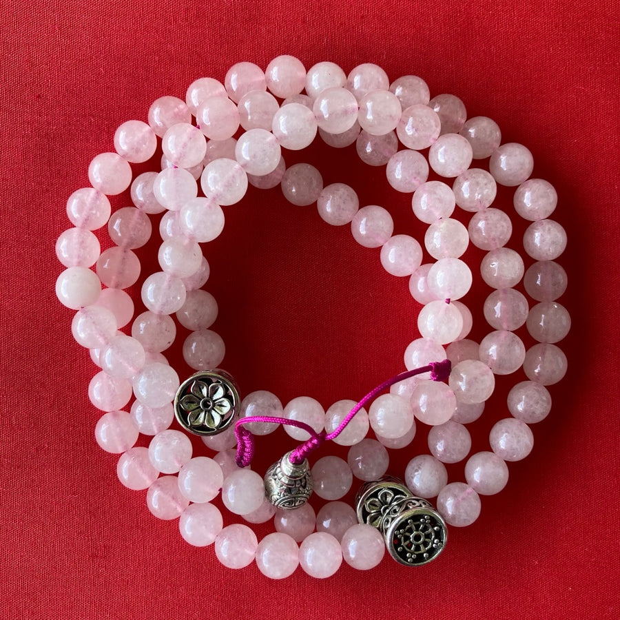 Mala de 108 cuentas de cuarzo rosa de 8 mm y Guru Bead plateada - NALANDA | Tu motor de búsqueda interna