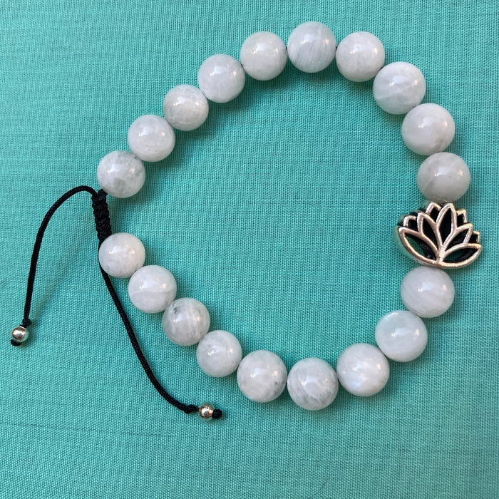Pulsera de Piedra Luna Con Dije Ajustable